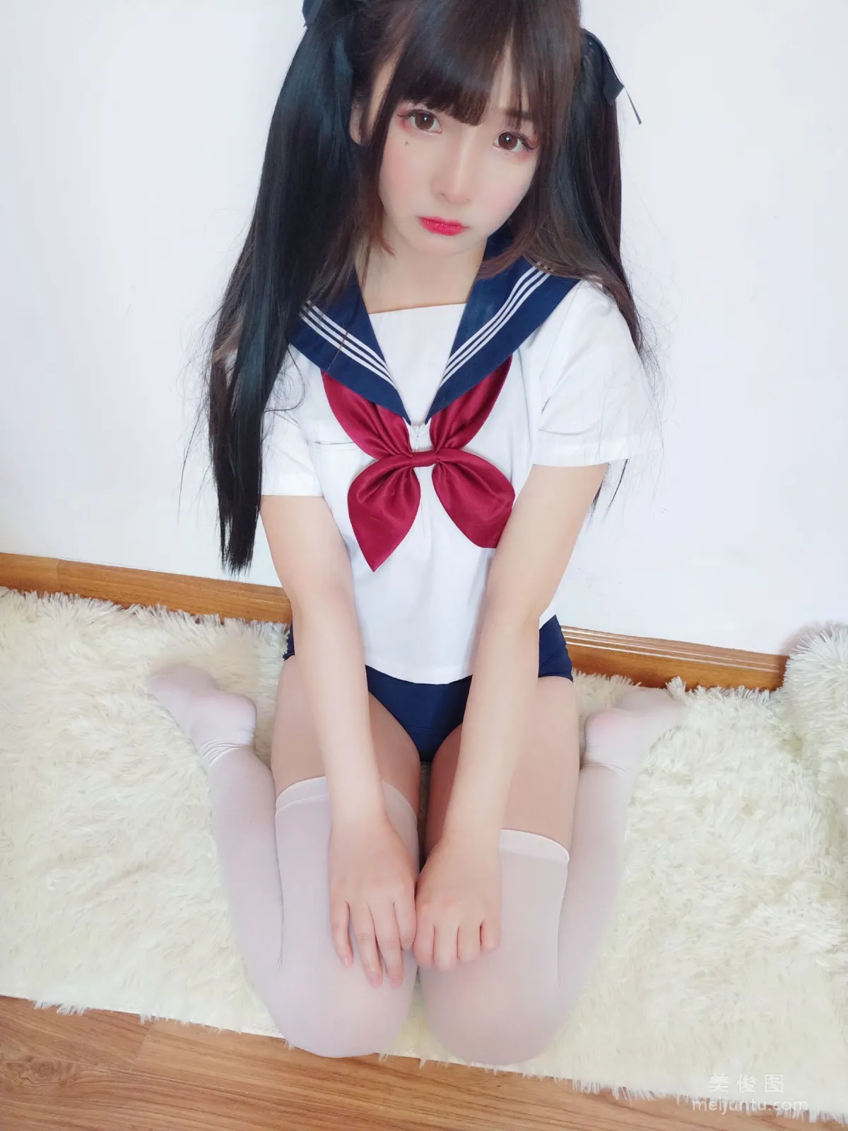 Guchuan kagura, Sailor Uniform School Swimsuit Photo Set photo 16
