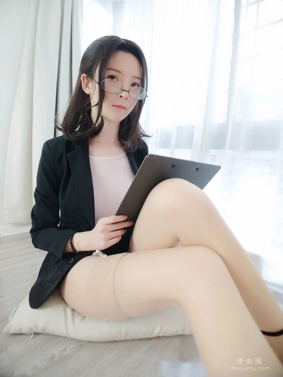 Yixiao Yangze: Web Idols photo 15