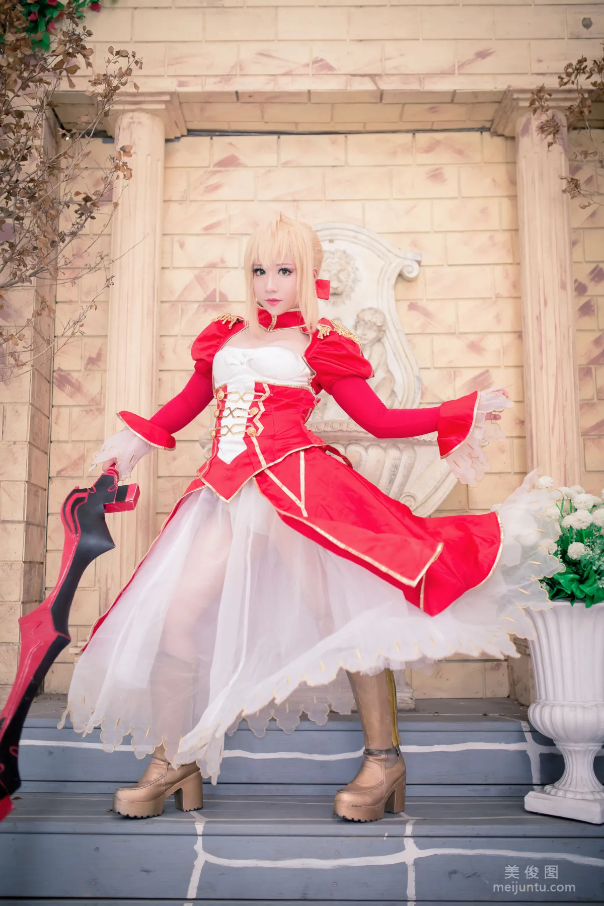 Coser Qianxun Daren, Nero Formal Wear Photo Set photo 11