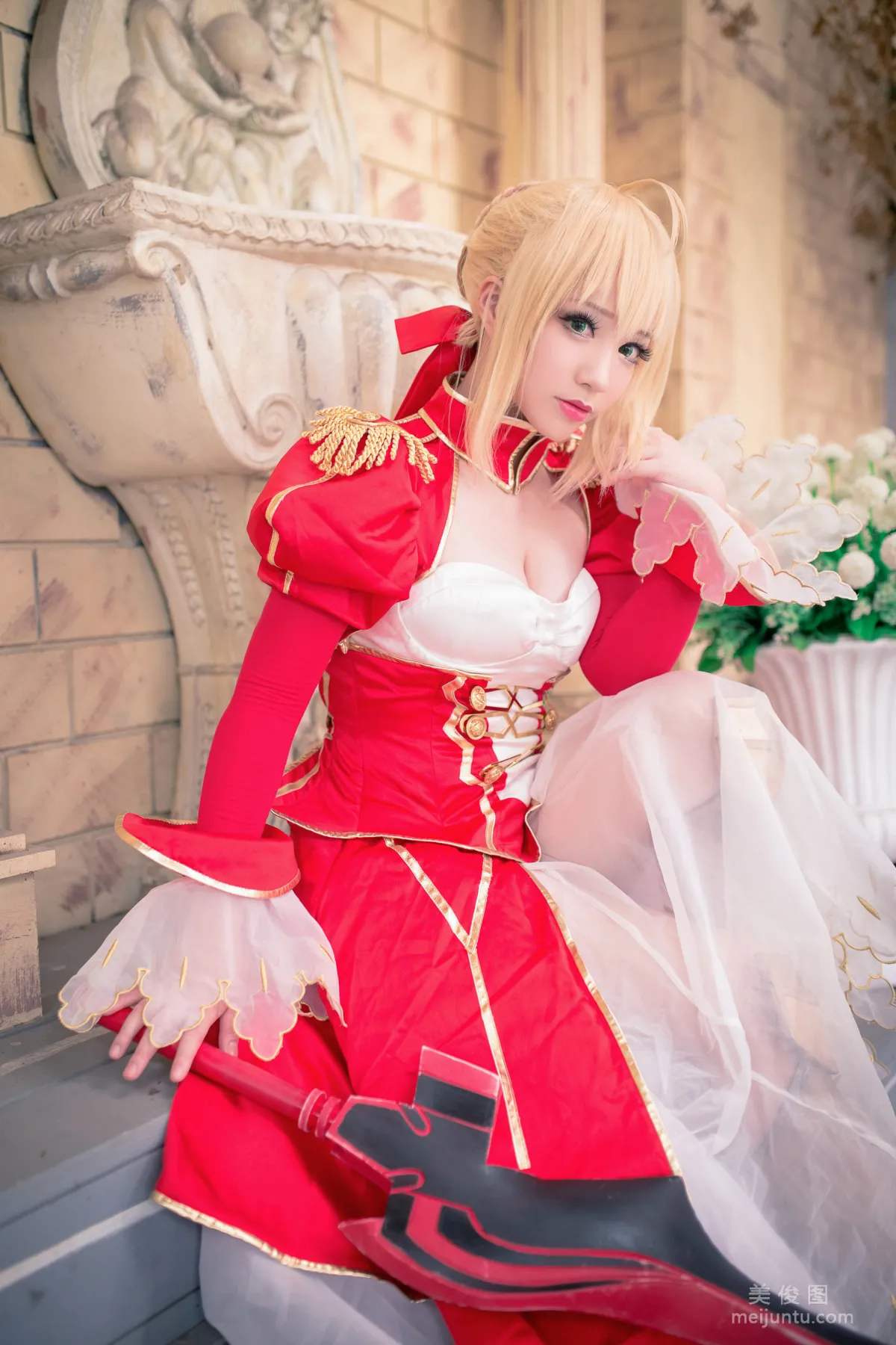 Coser Qianxun Daren, Nero Formal Wear Photo Set photo 13