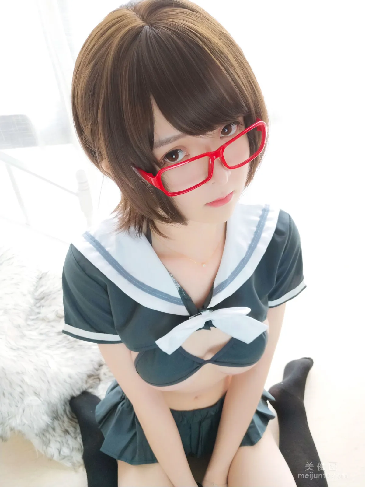 Yixiao Yangze: Web Idols photo 1