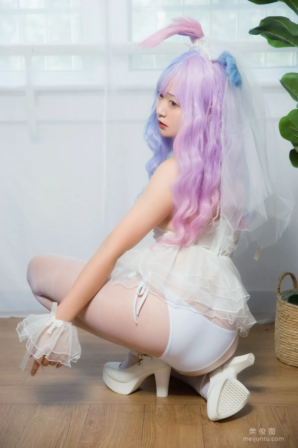 美女Coser大碗排面 《婚纱兔白丝婚纱》 写真集7