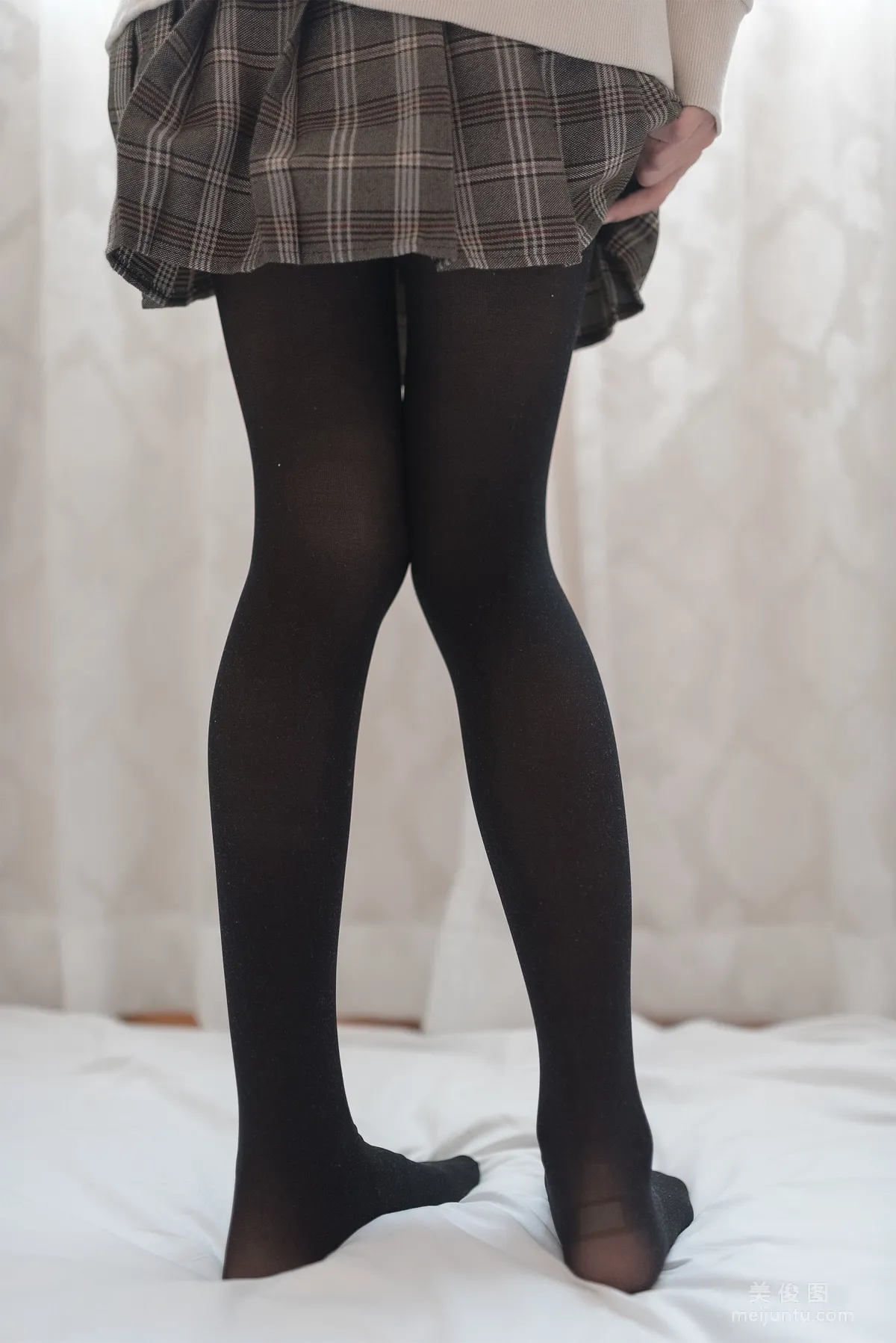 Jiuqu Jean: Web Idols photo 15
