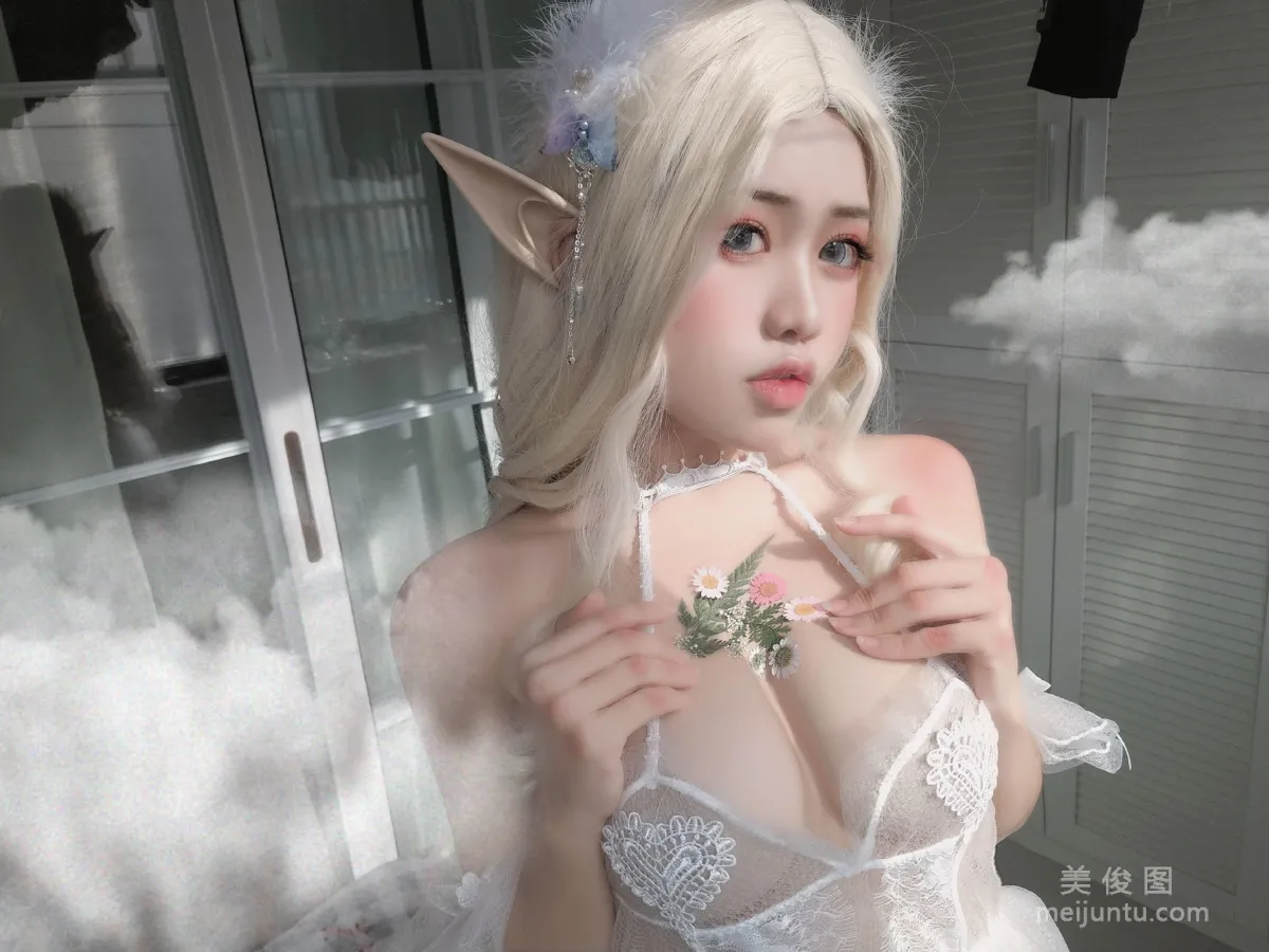 [美女Coser] 一笑芳香沁 《少女與花》 寫真集 8