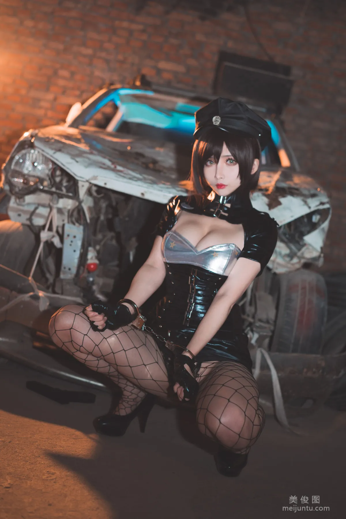 rioko凉凉子 《实习警察》 写真集13