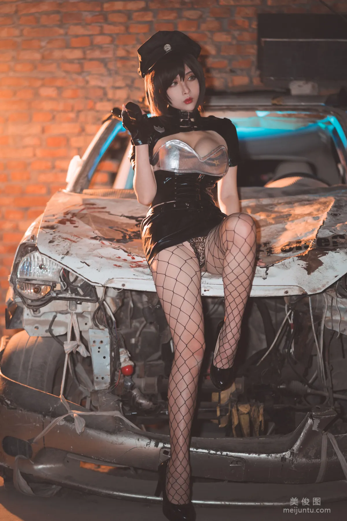 rioko凉凉子 《实习警察》 写真集17
