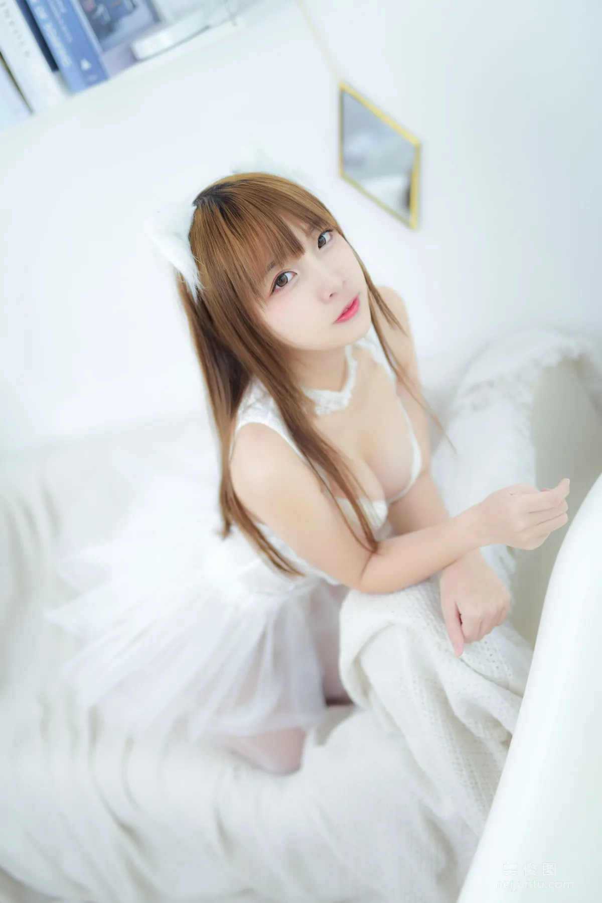 Erzuo Nisa: Web Idols photo 10