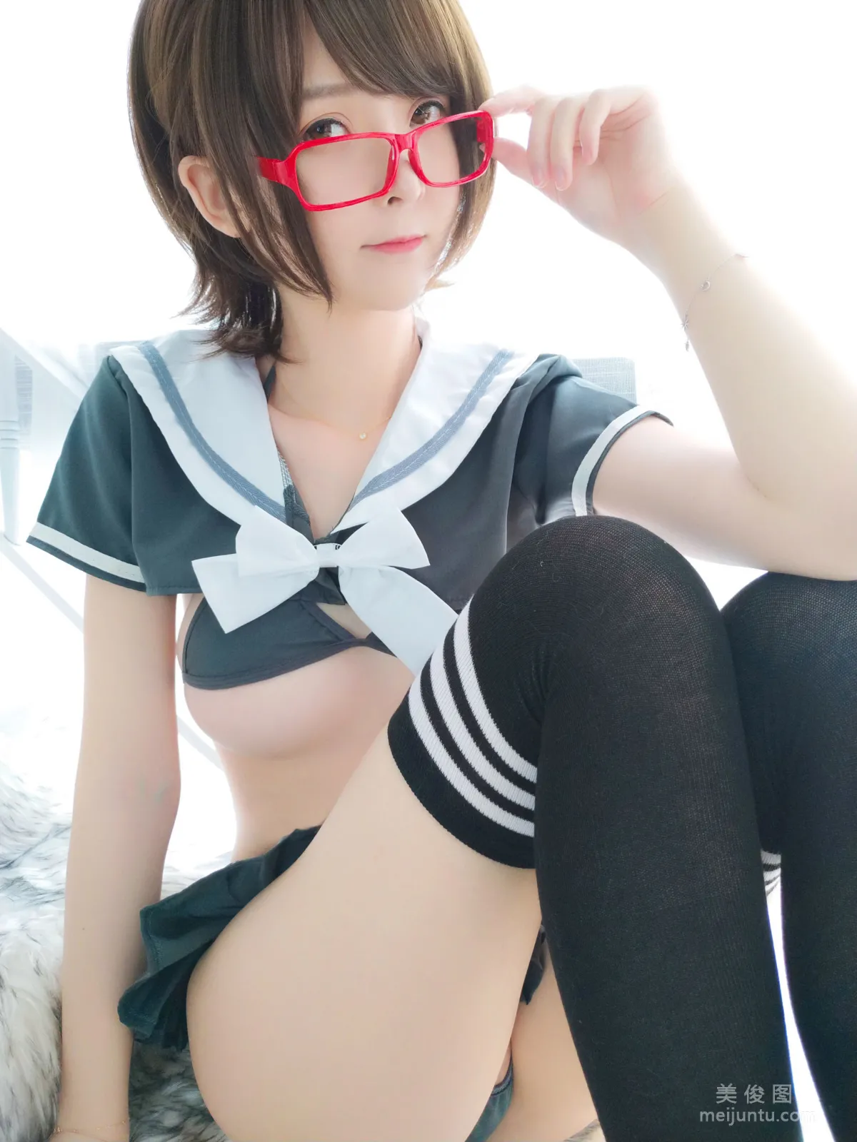 Yixiao Yangze: Web Idols photo 14