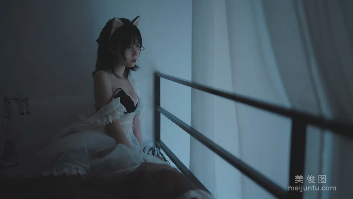 [Web Idol Coser] Zhuyue su, Transparent Maid Photo Set photo 3