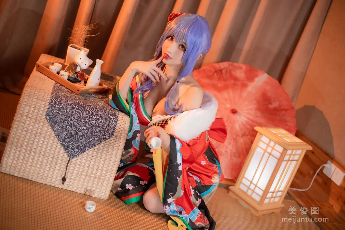 rioko Liang Liangzi, Drinking Under the Snow in St. Louis Photo Set photo 8