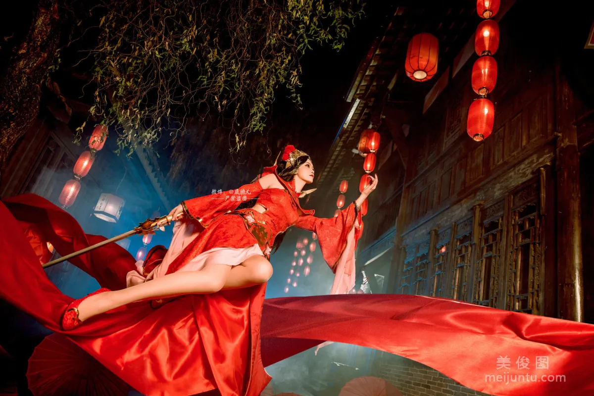 Qi Guer: Web Idols photo 7