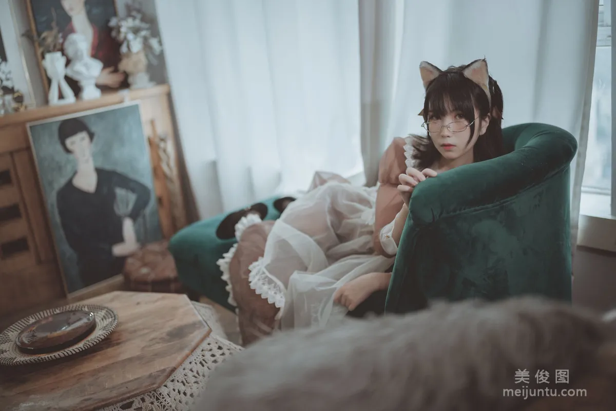 [网红Coser] 逐月su 《透明女仆》 写真集30