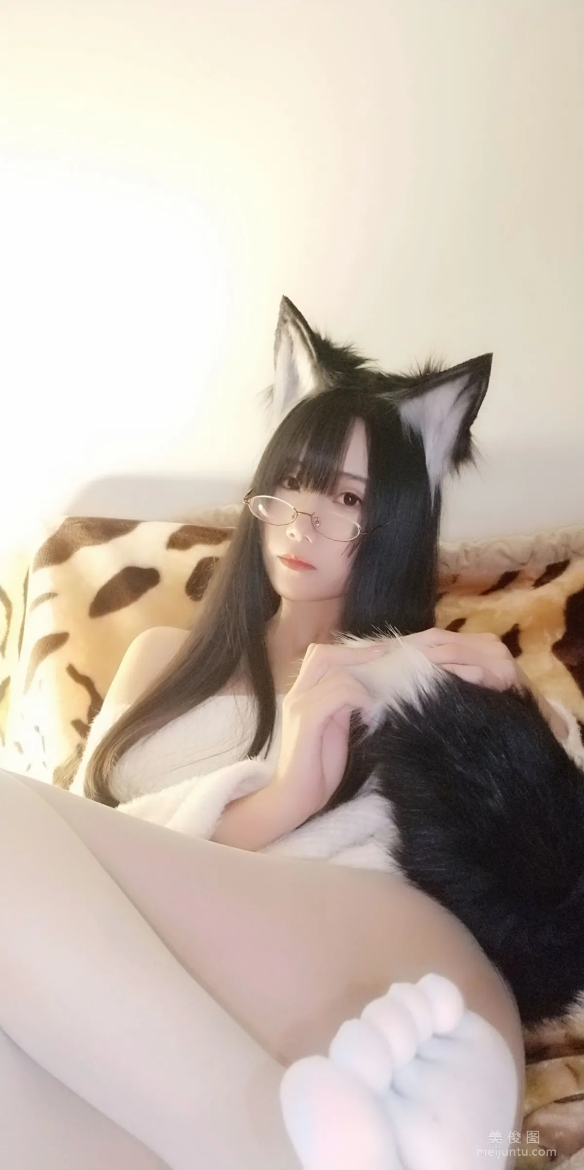 曉美媽(晓美嫣) 《拆家二哈》 写真集4