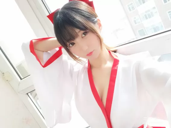 NAGISA魔物喵 《[fantia] かわいい巫女さん!!(′∀｀)♡》 寫真集