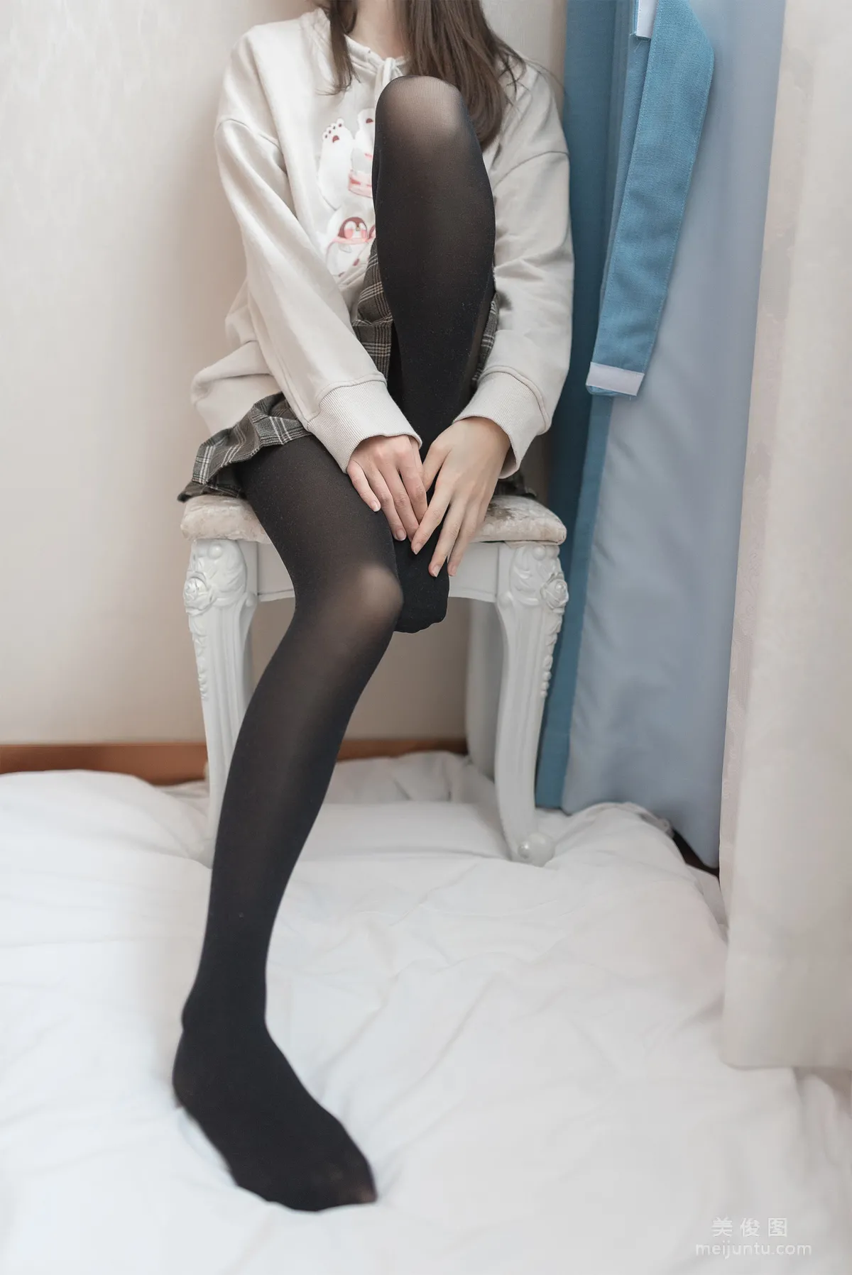 Jiuqu Jean: Web Idols photo 17