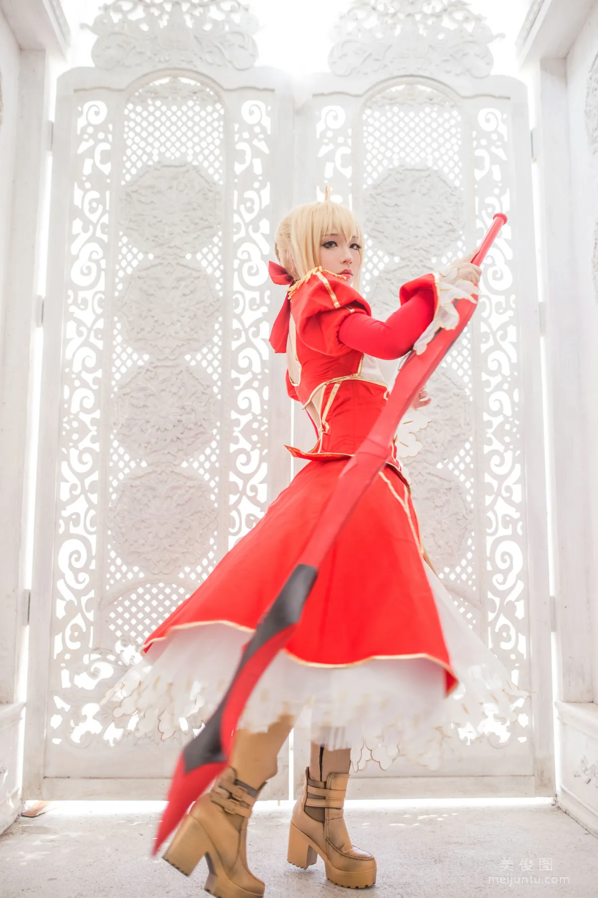 Coser Qianxun Daren, Nero Formal Wear Photo Set photo 5