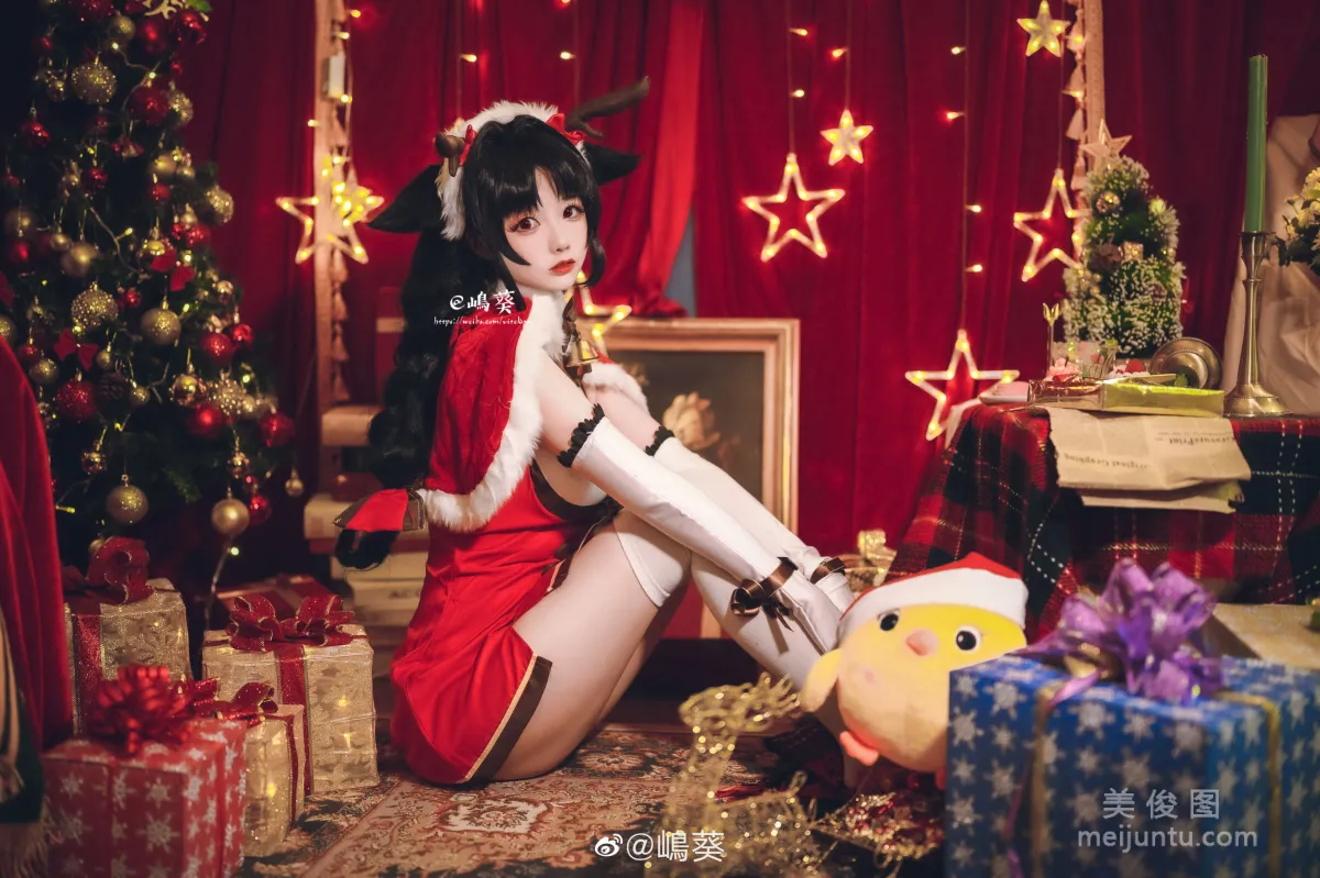 微博美女Coser嶋葵 《碧蓝航线 大潮 驯鹿与圣诞礼物》 写真集9