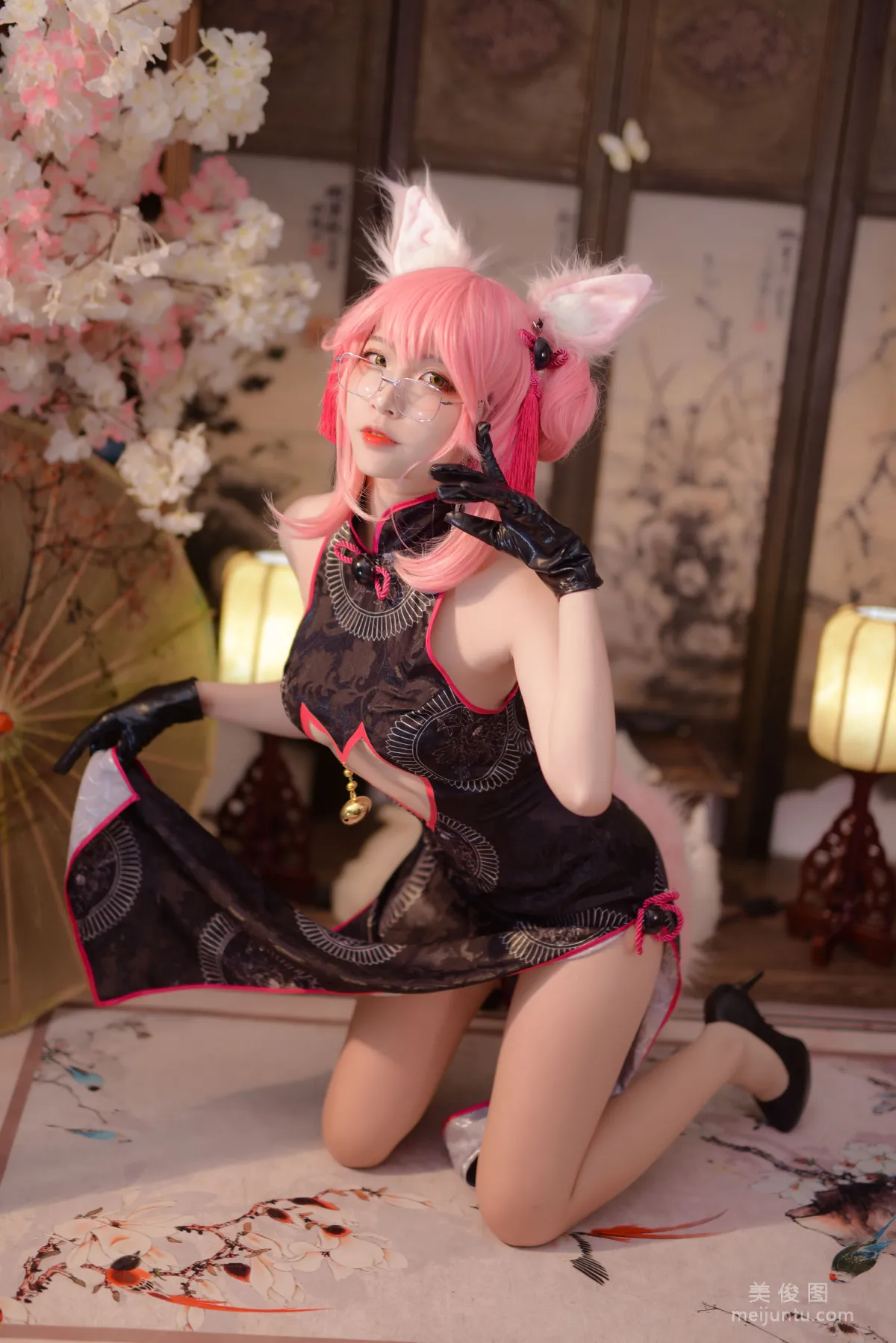 二佐Nisa 《Fate旗袍狐》 寫真集 10