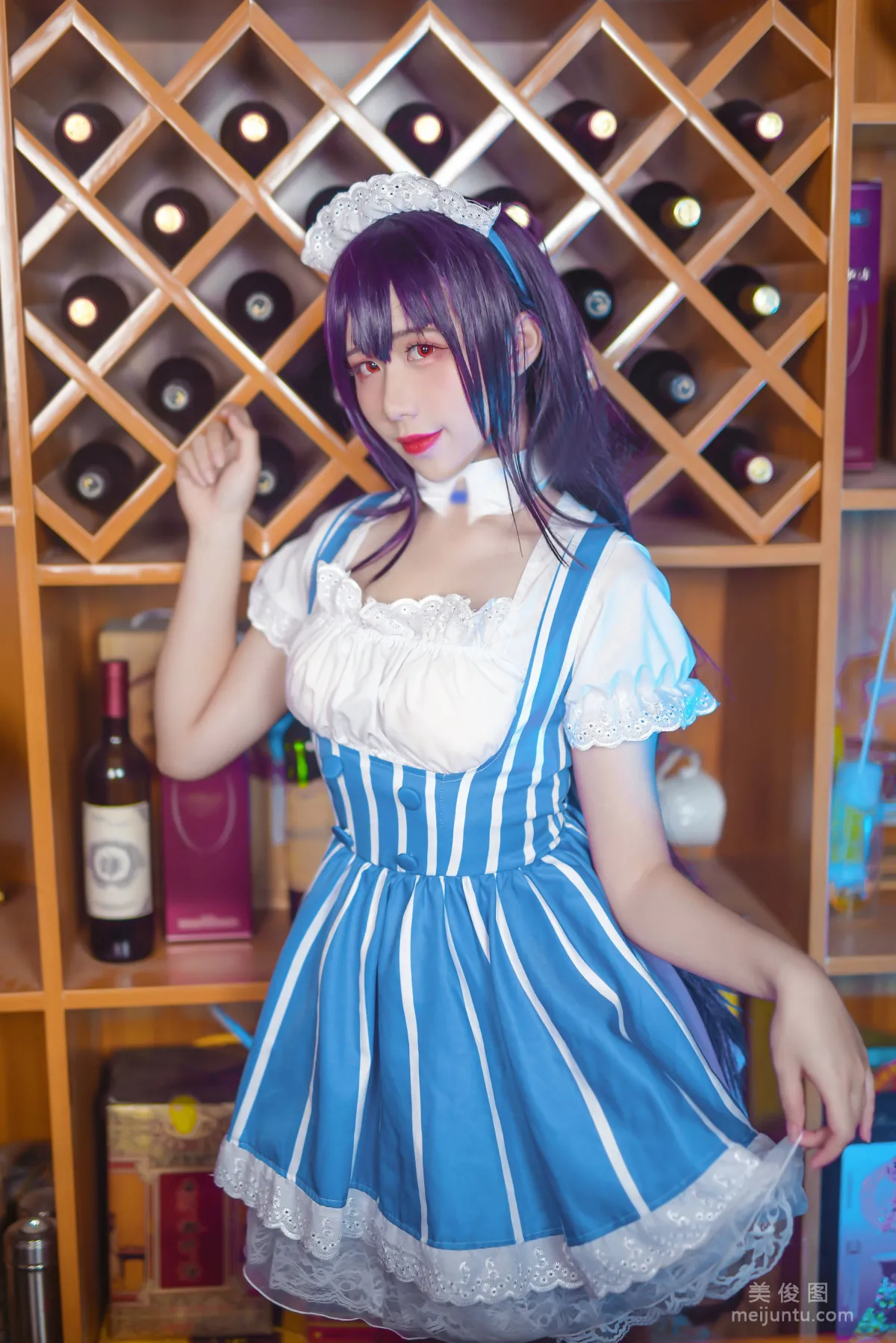 Jiuqu Jean: Web Idols photo 3