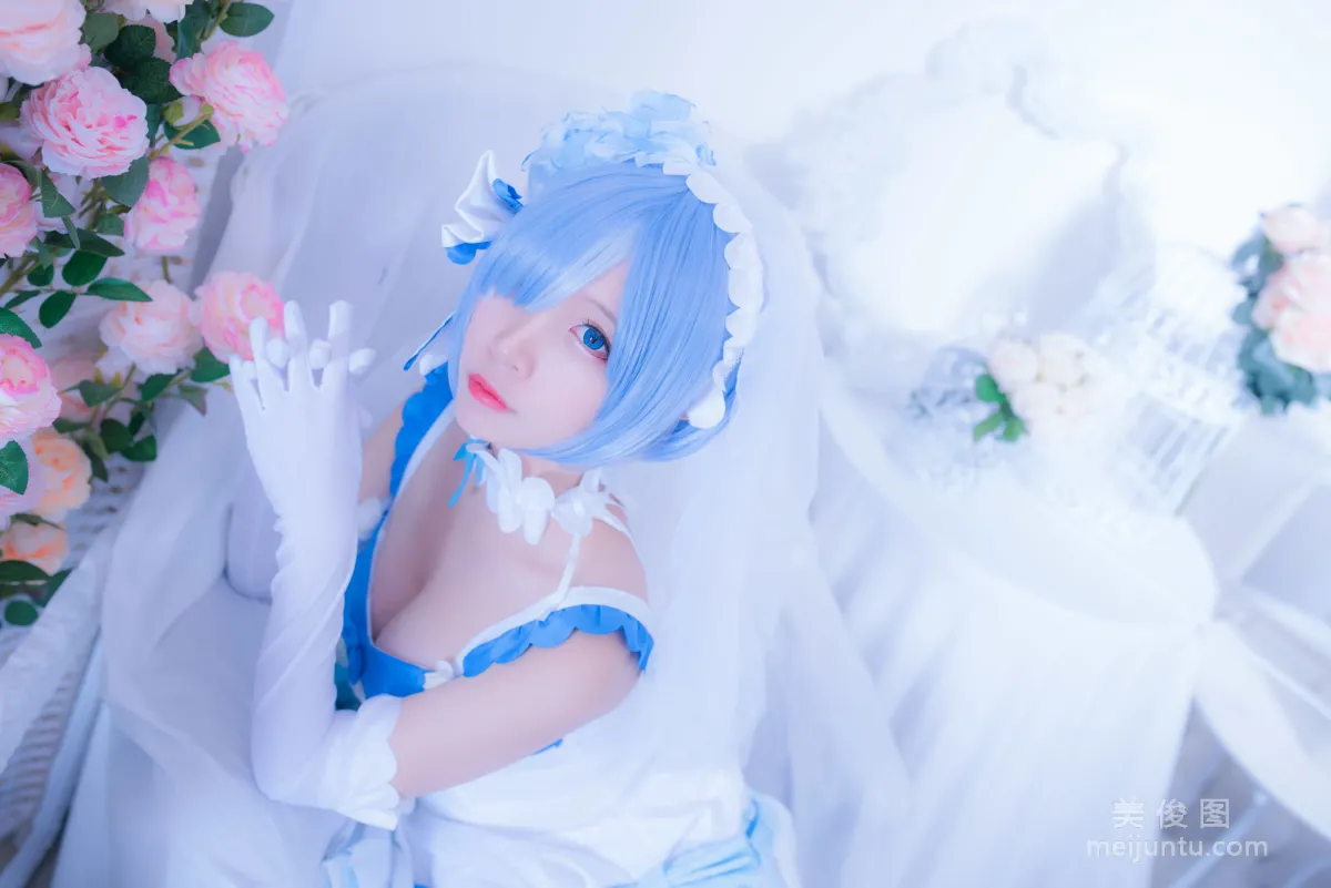 Coser二佐Nisa 《雷姆花嫁》 寫真集 3