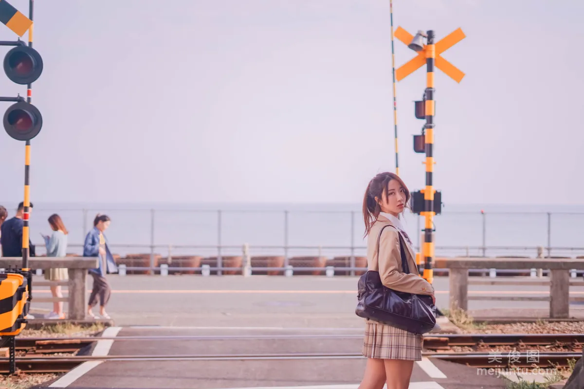 Hei Chuan: Web Idols photo 8