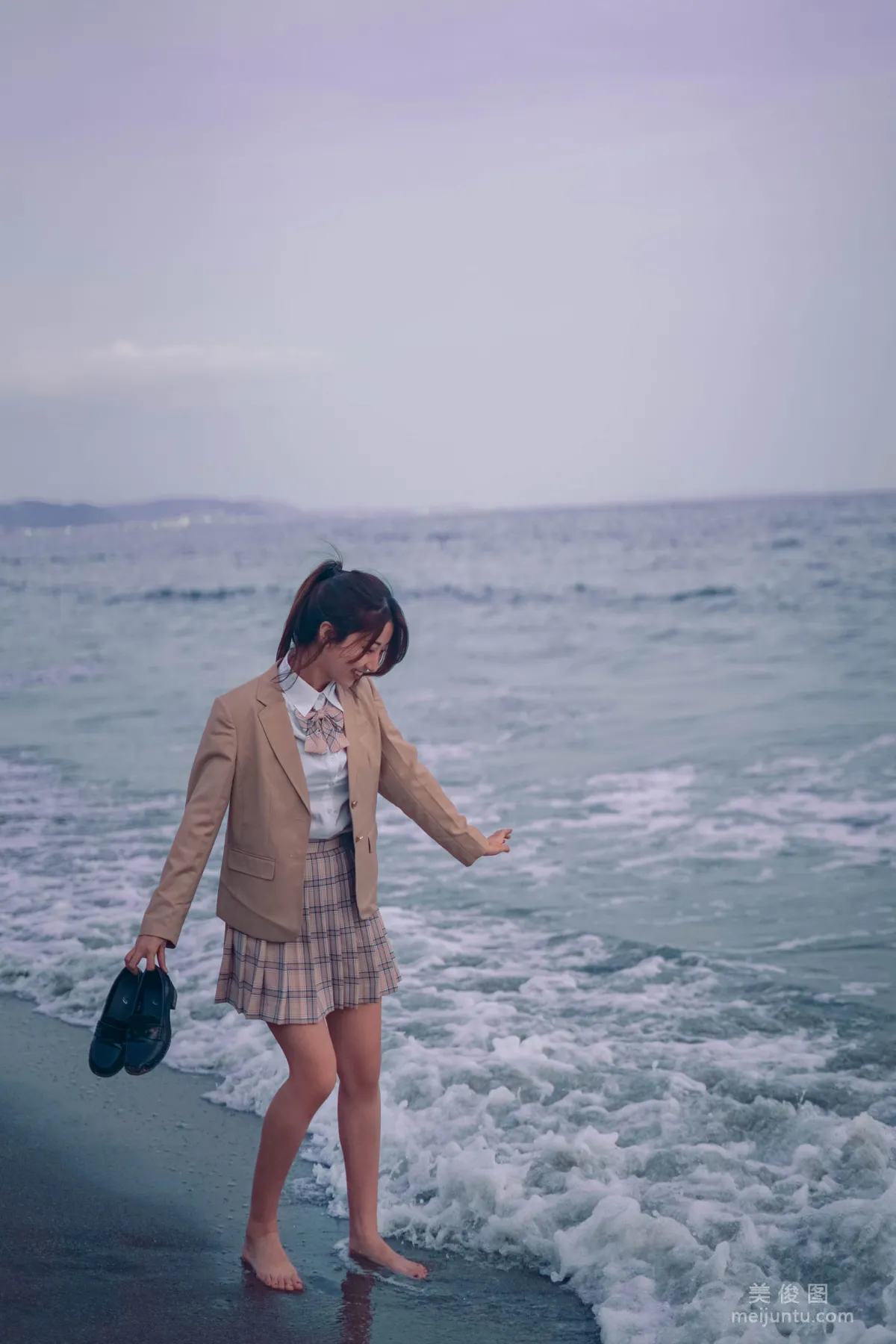 Hei Chuan: Web Idols photo 30