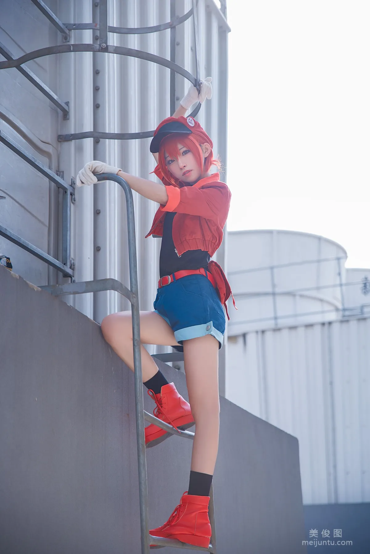 Qi Tailang: Web Idols photo 26