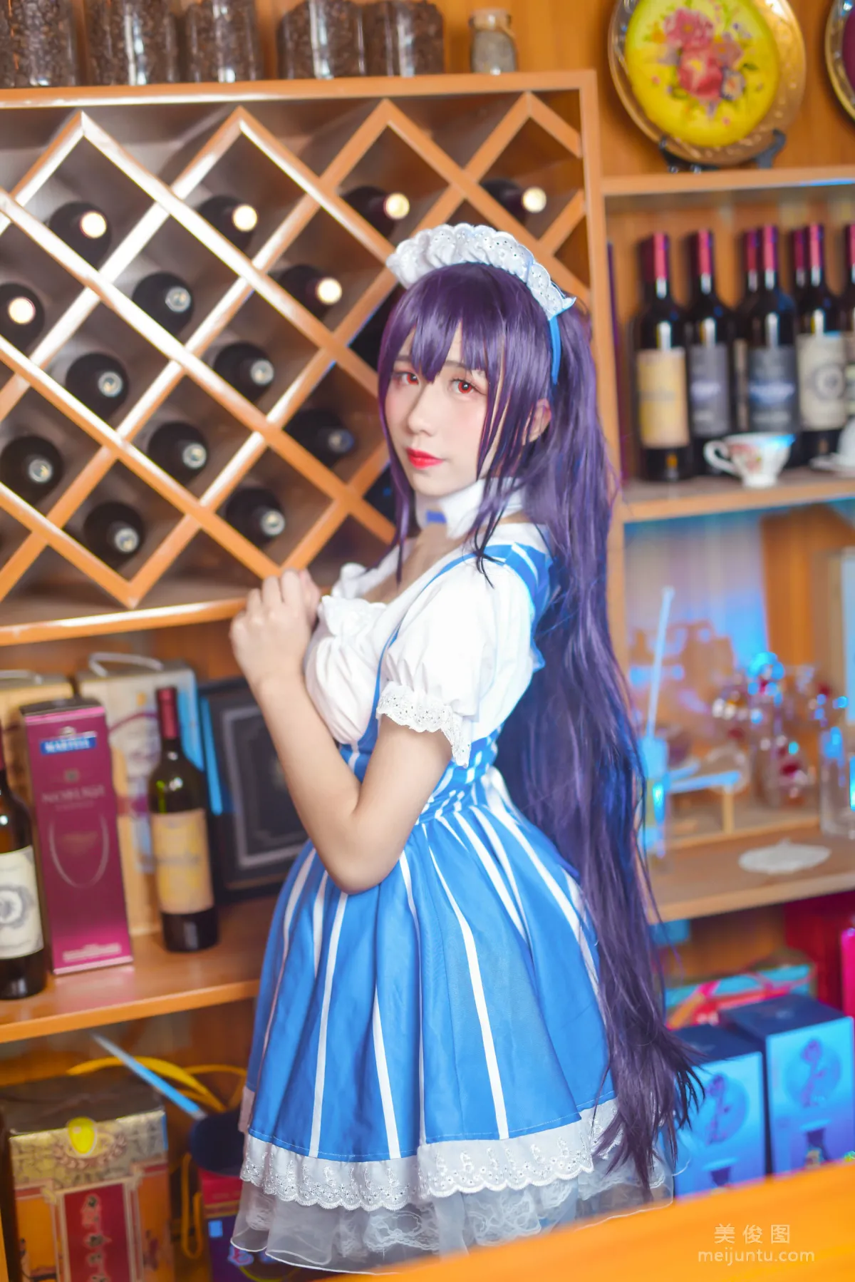 Jiuqu Jean: Web Idols photo 2