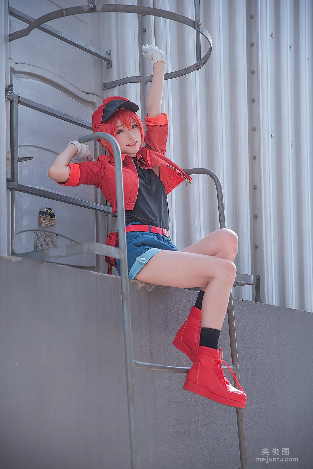 Qi Tailang: Web Idols photo 27