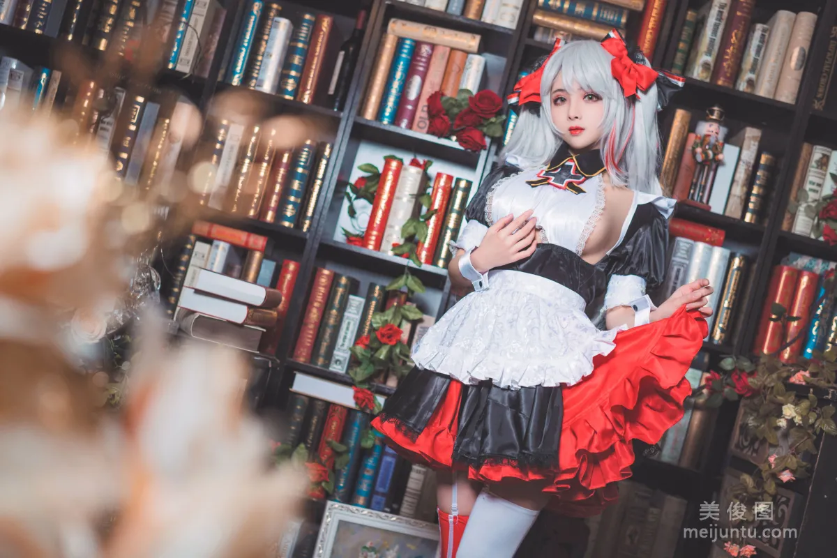 [Web Idol Coser] Liang Liangzi Eugen Maid Photo Set photo 2