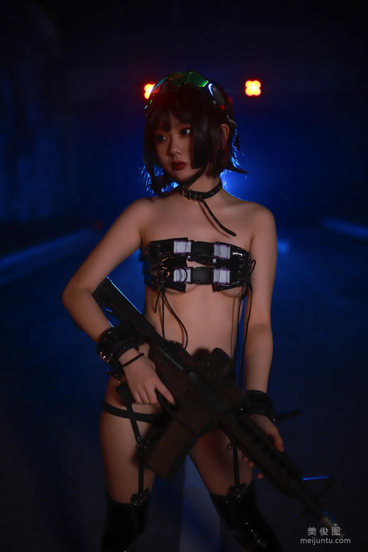 [美女Coser] 您的蛋蛋 《赛博朋克》 写真集15