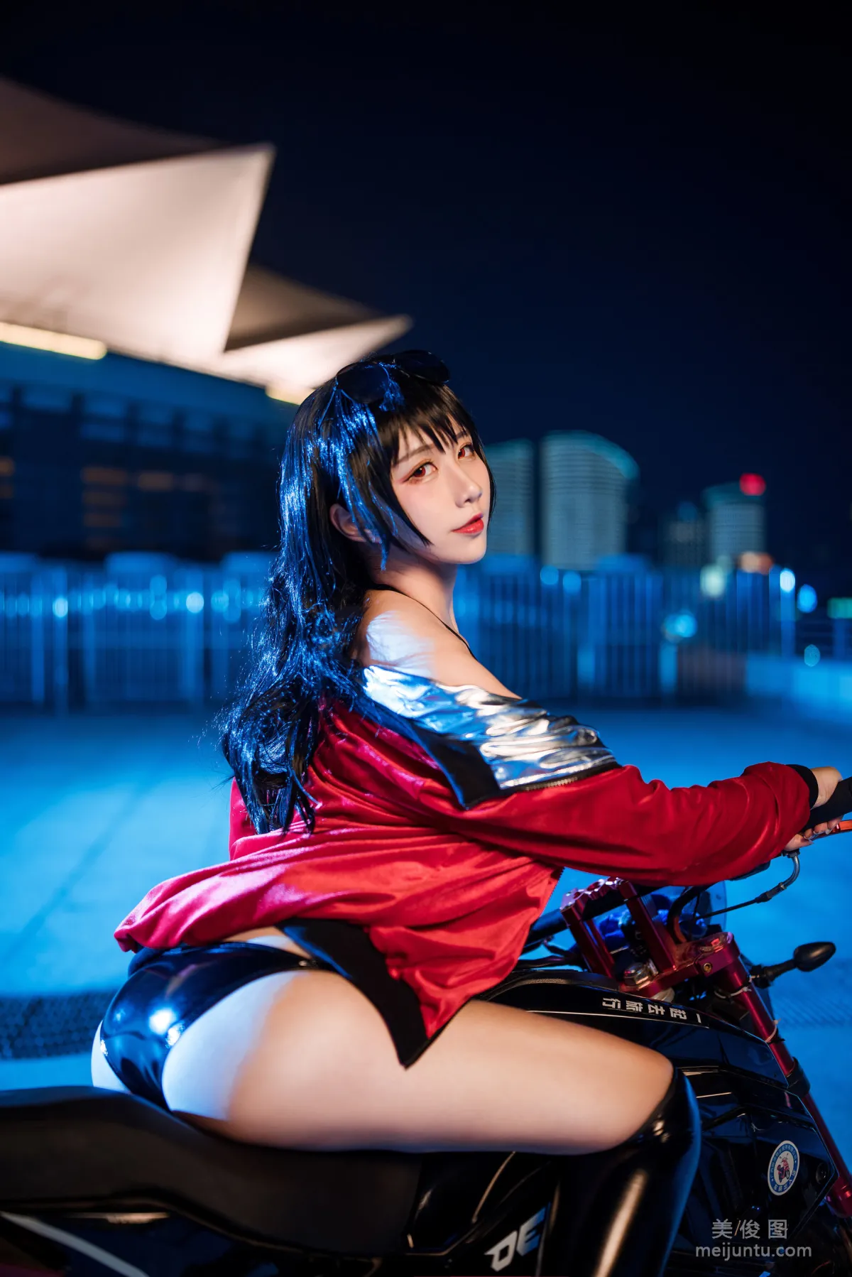 Jiuqu Jean: Web Idols photo 5