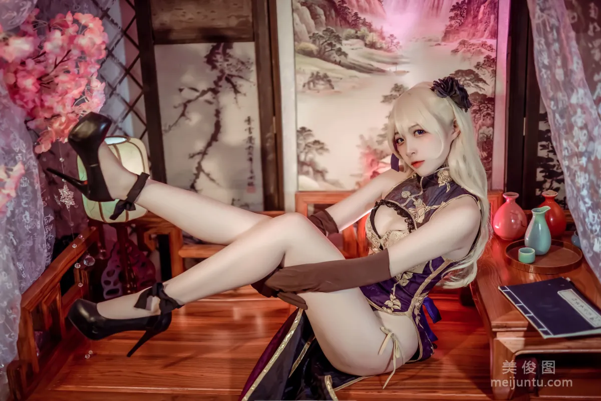 Coser二佐Nisa 《金蓮》 寫真集 2