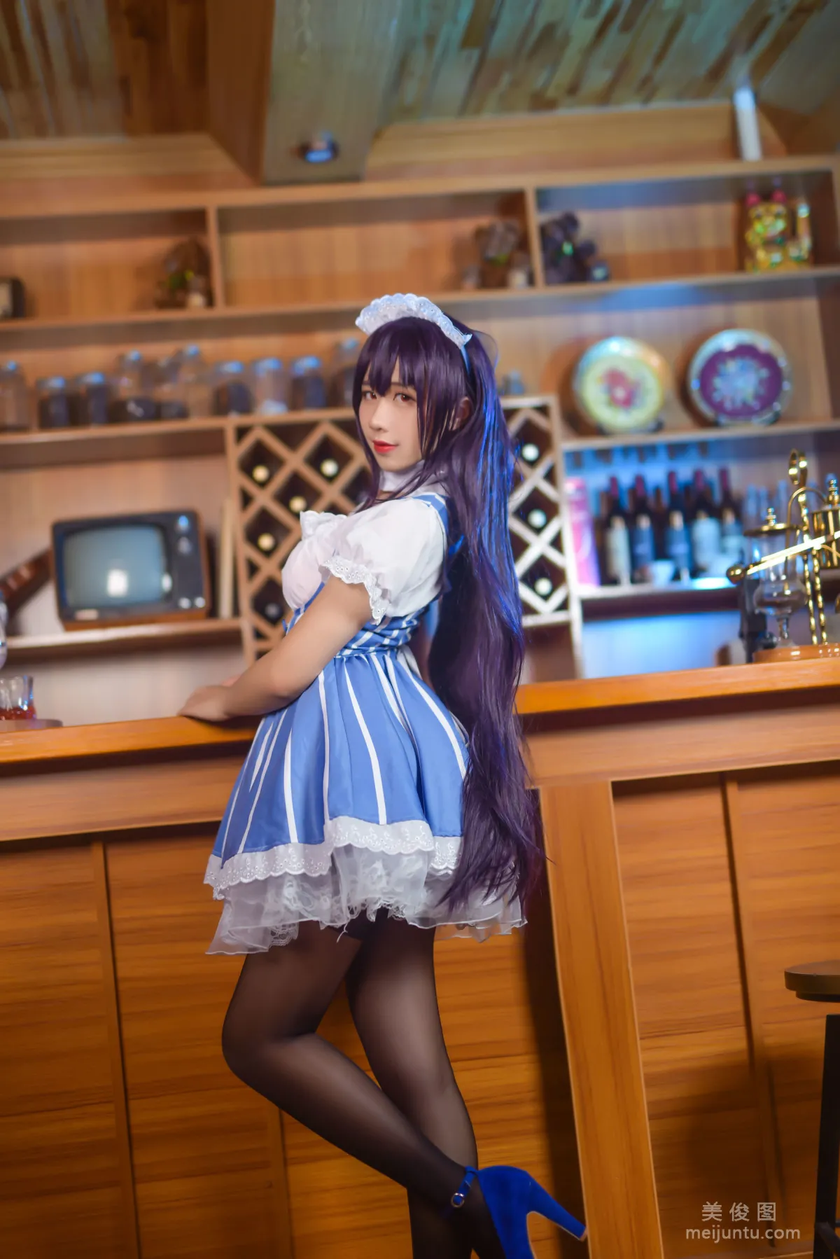 Jiuqu Jean: Web Idols photo 5