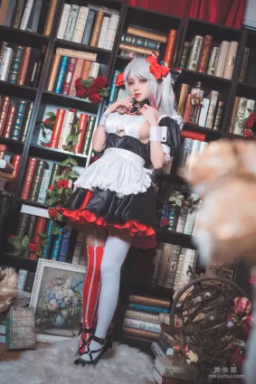 [網紅Coser] rioko涼涼子 《歐根女仆》 寫真集