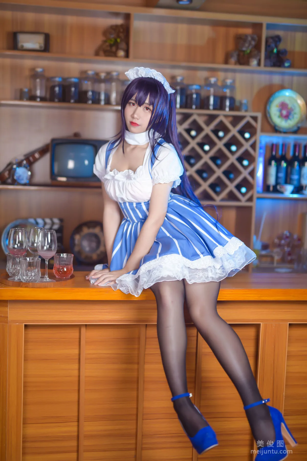 Jiuqu Jean: Web Idols photo 14