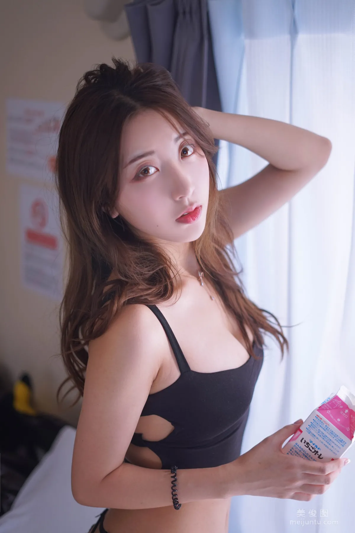 [美女Coser] 黑川 《居家》 写真集5
