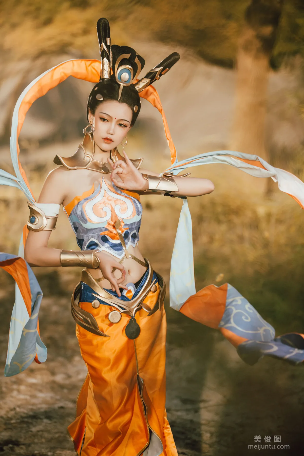Qi Guer: Web Idols photo 11