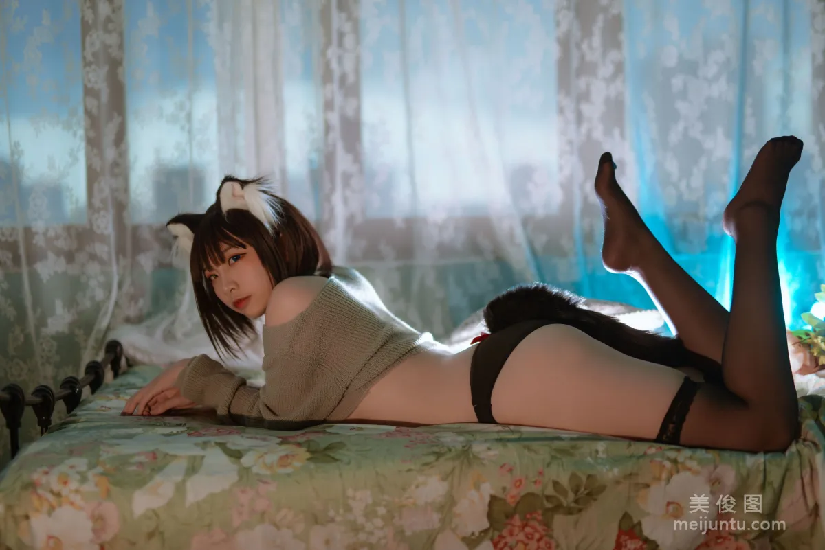 二佐Nisa 《寵物少女 私房黑貓》 寫真集 26
