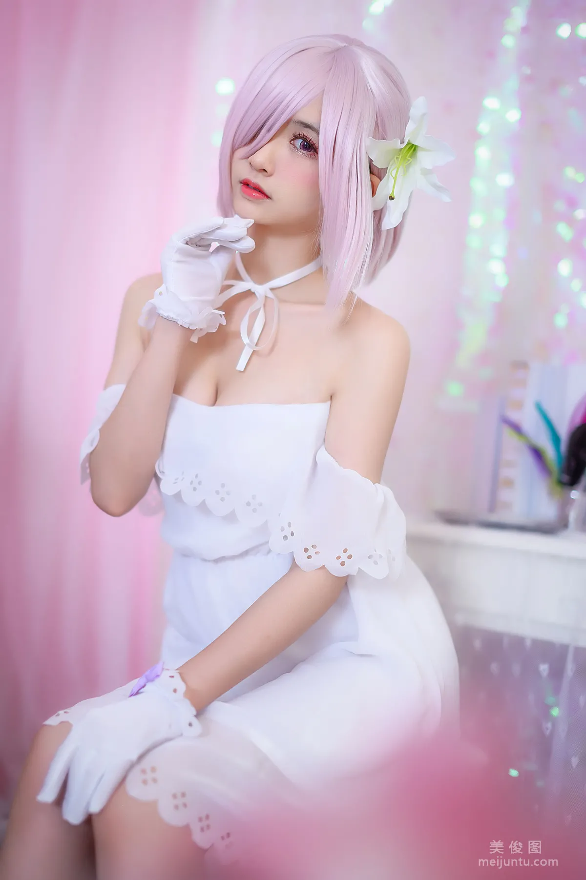 人气Coser鳗鱼霏儿 《玛修白裙》 写真集5