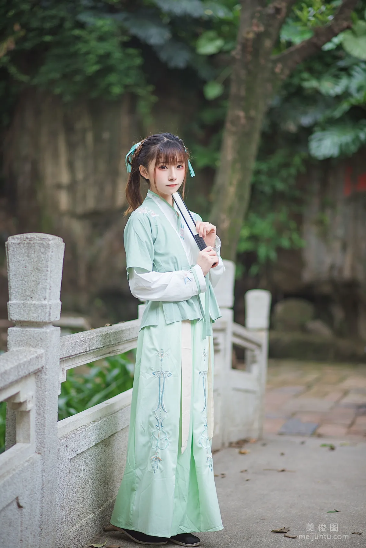 Qi Tailang: Web Idols photo 17