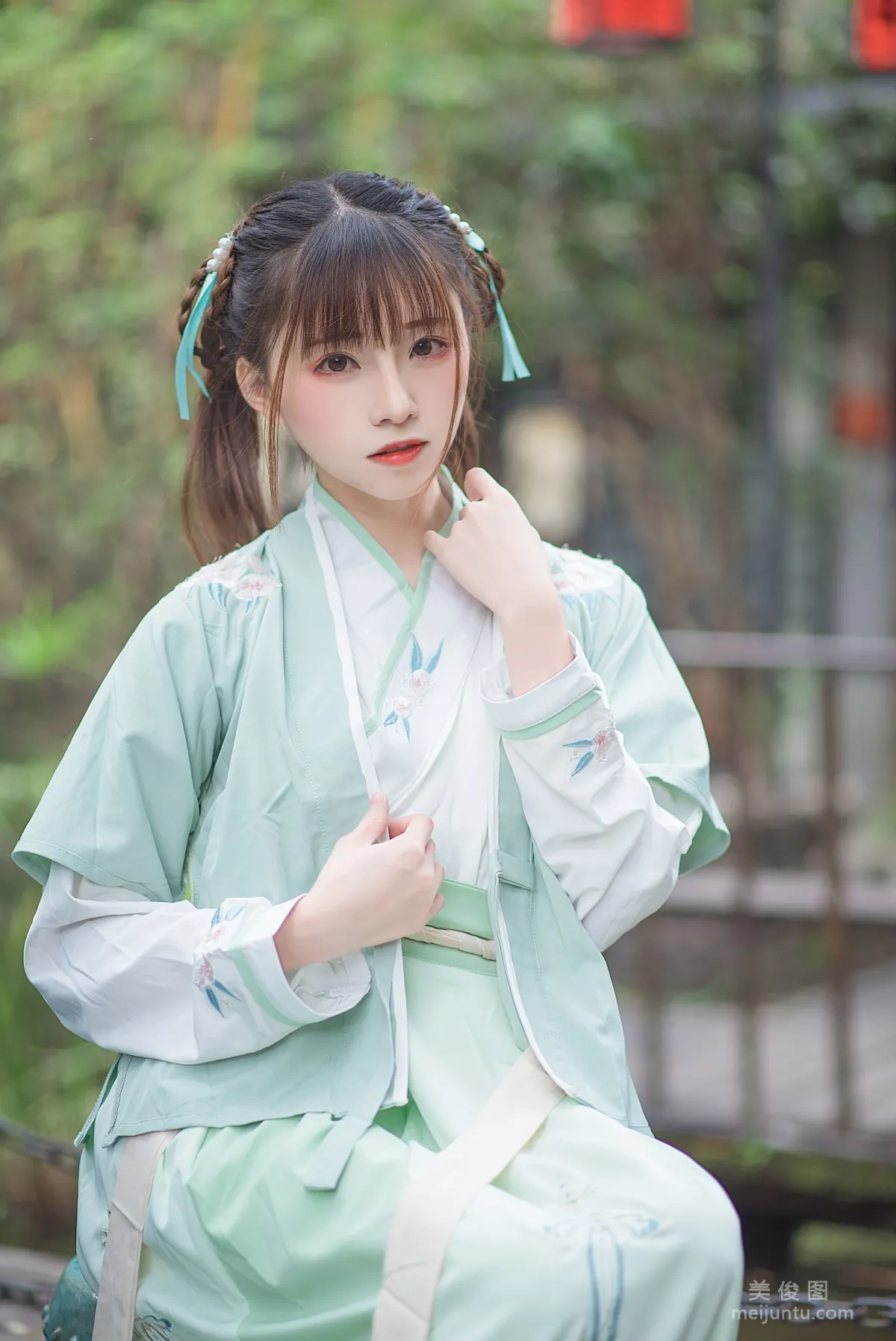 Qi Tailang: Web Idols photo 4