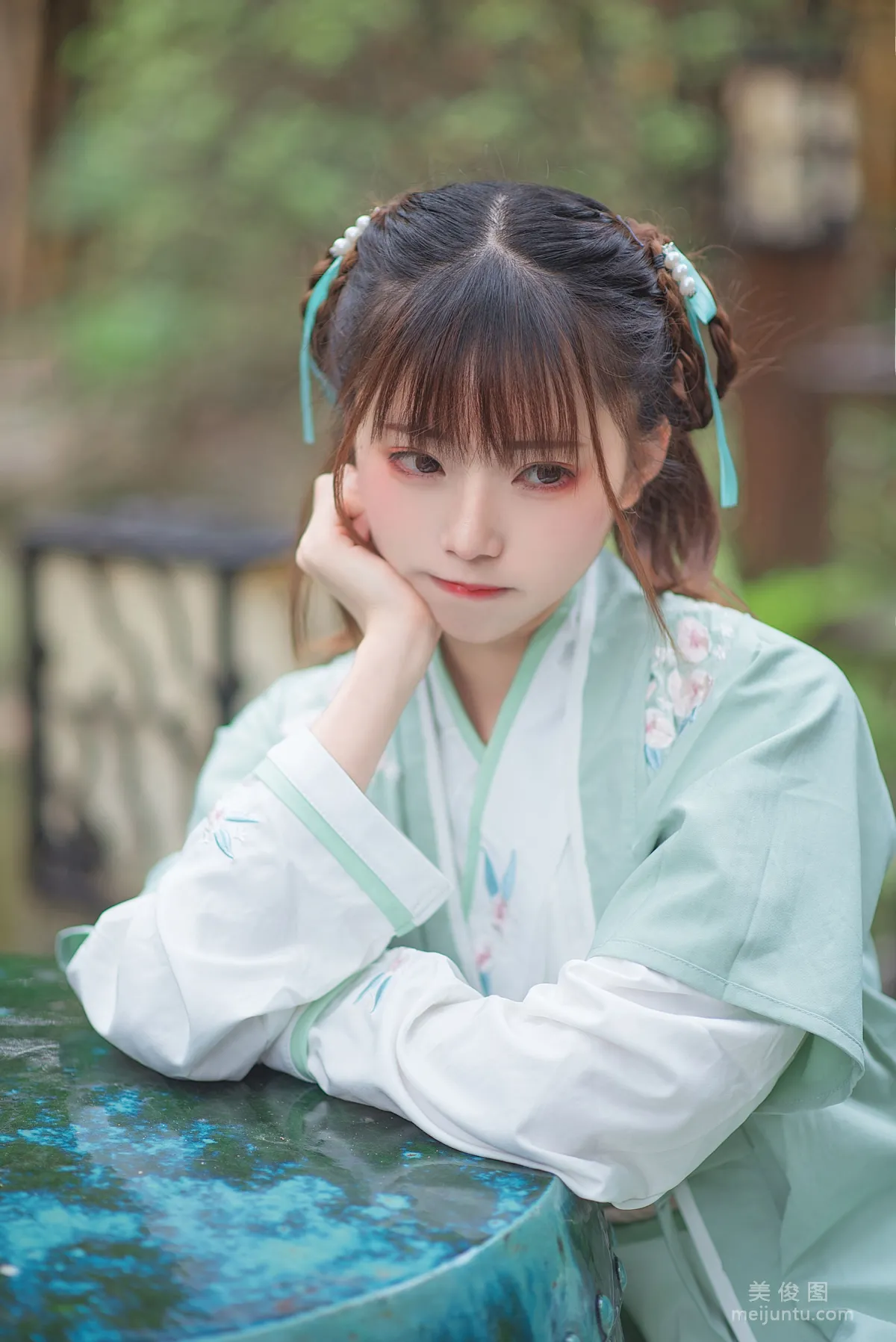 Qi Tailang: Web Idols photo 9