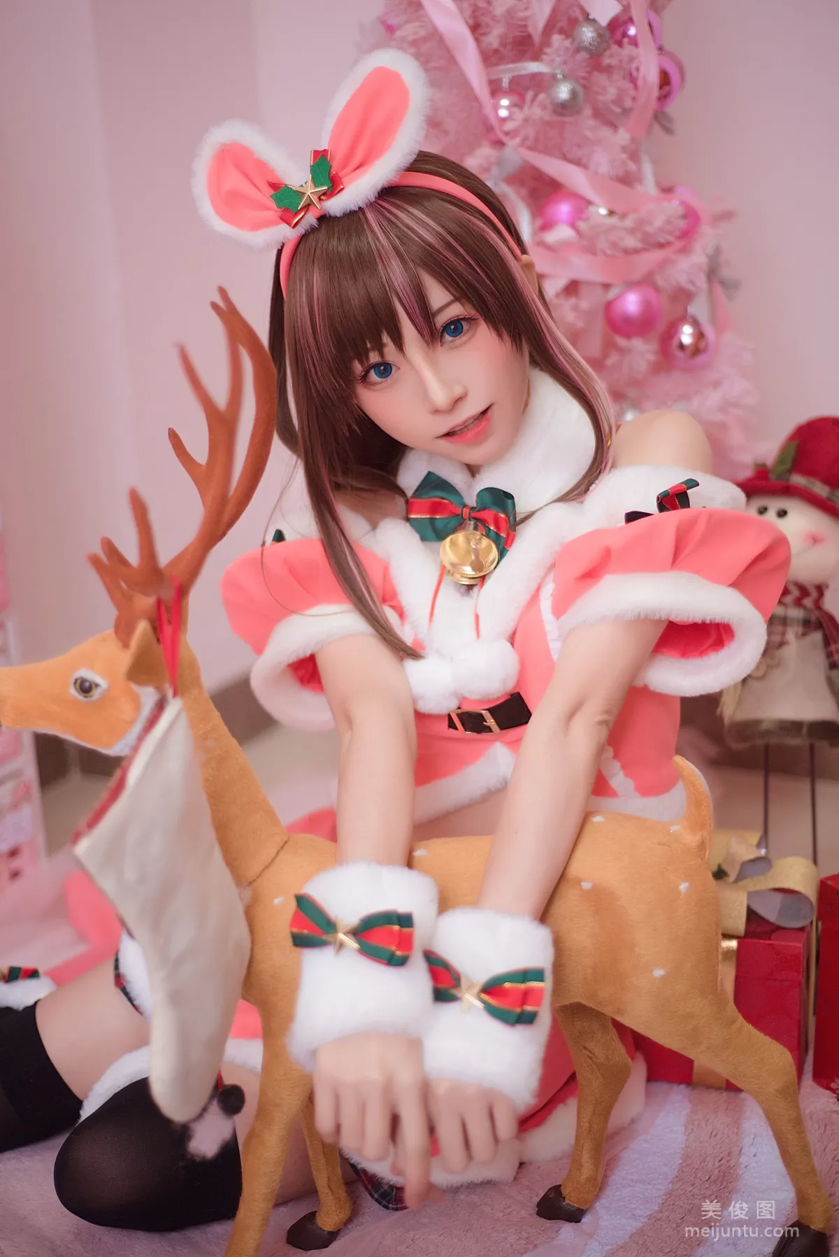 Qi Tailang: Web Idols photo 2