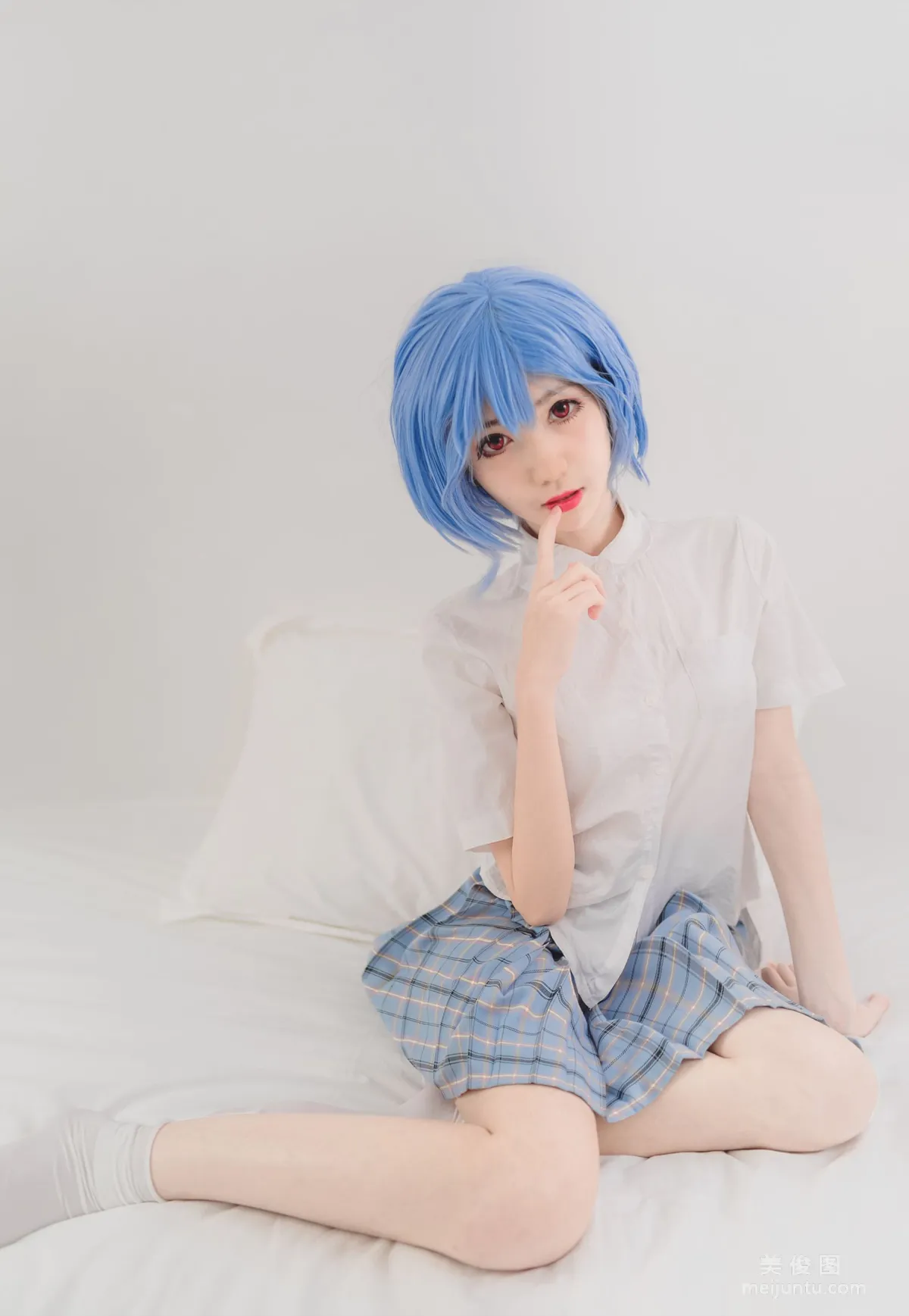 Nantao Momoko: Web Idols photo 3