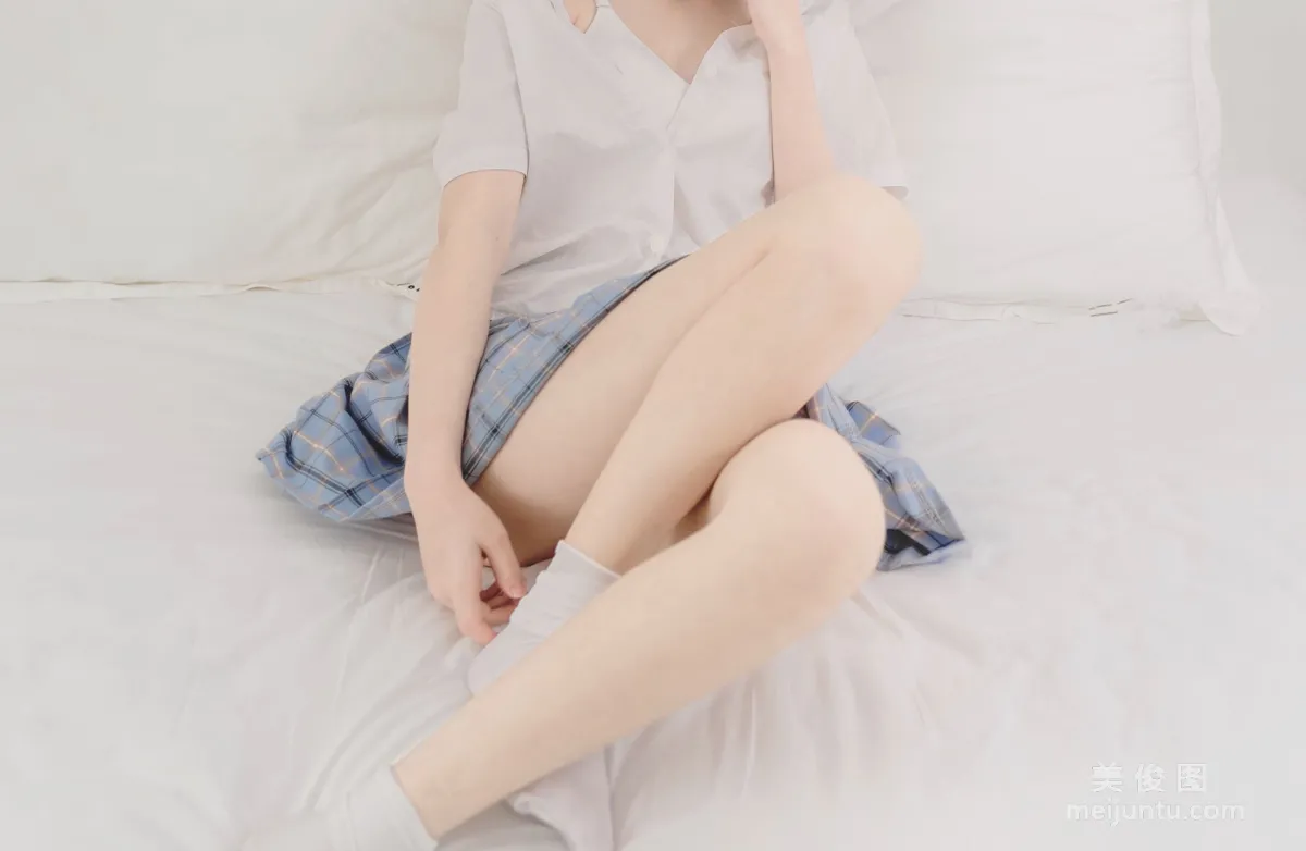 [美女Coser] 南桃Momoko 《绫波丽制服》 写真集4