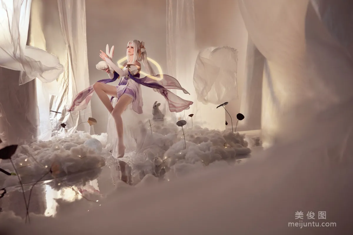 Qi Guer: Web Idols photo 10