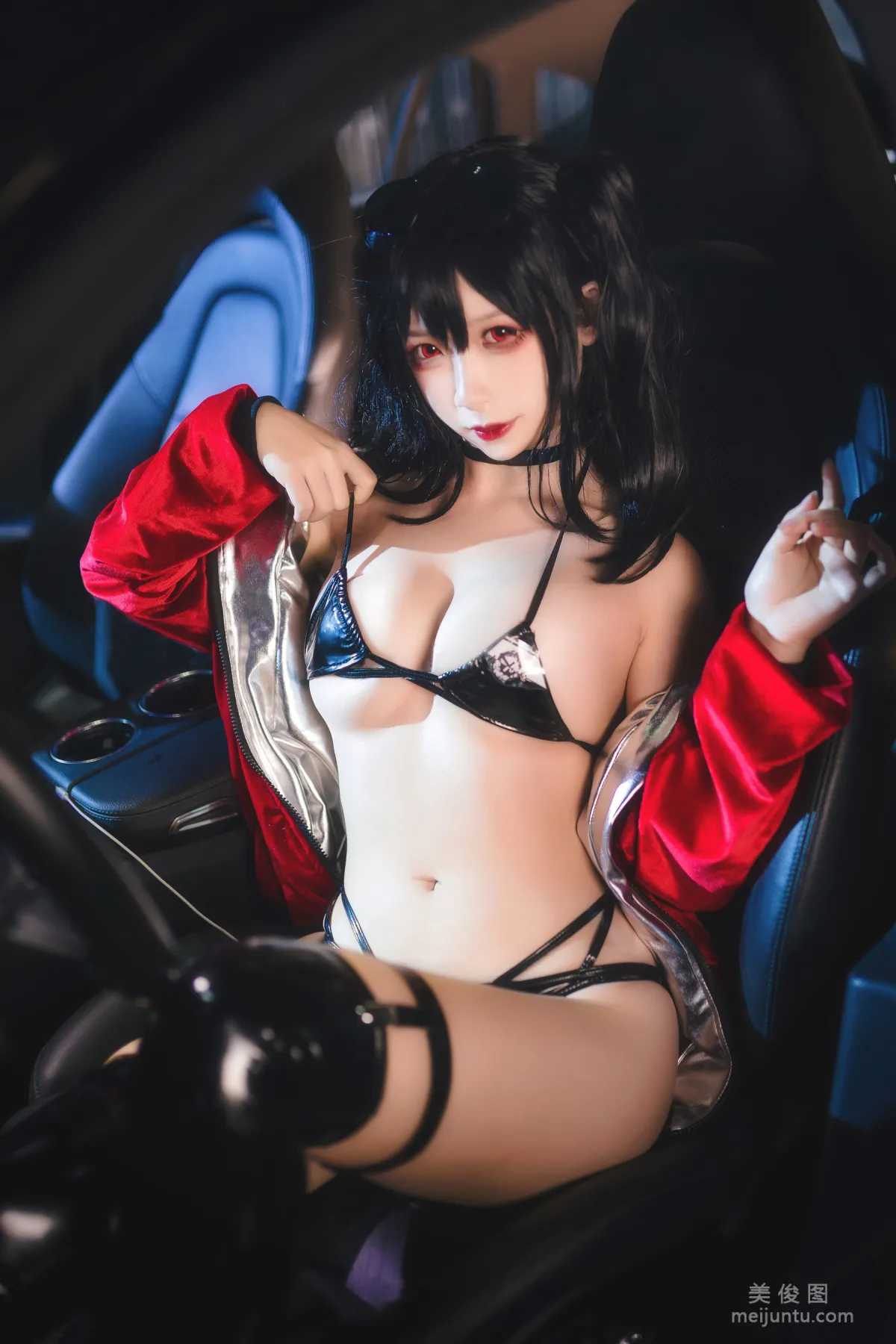 [美女Coser] 櫻落醬w 《大鳳賽車》 寫真集 12