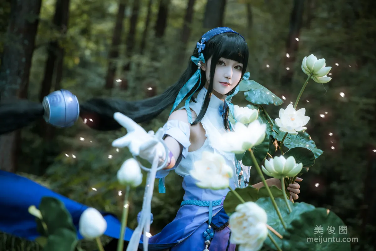 Qi Guer: Web Idols photo 3
