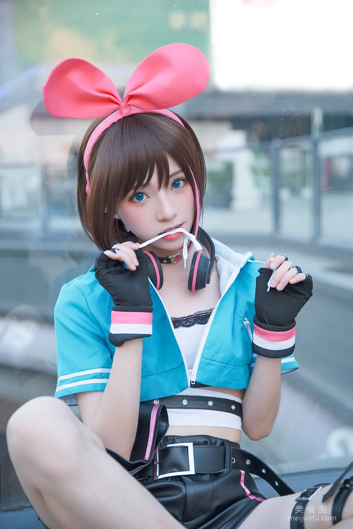 Qi Tailang: Web Idols photo 5
